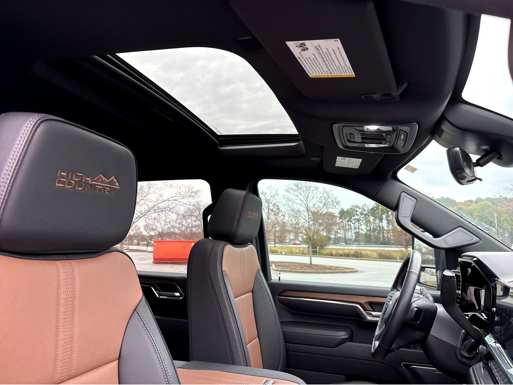 Used 2024 Chevrolet Silverado 2500 High Country w/ High Country Premium Package image 9