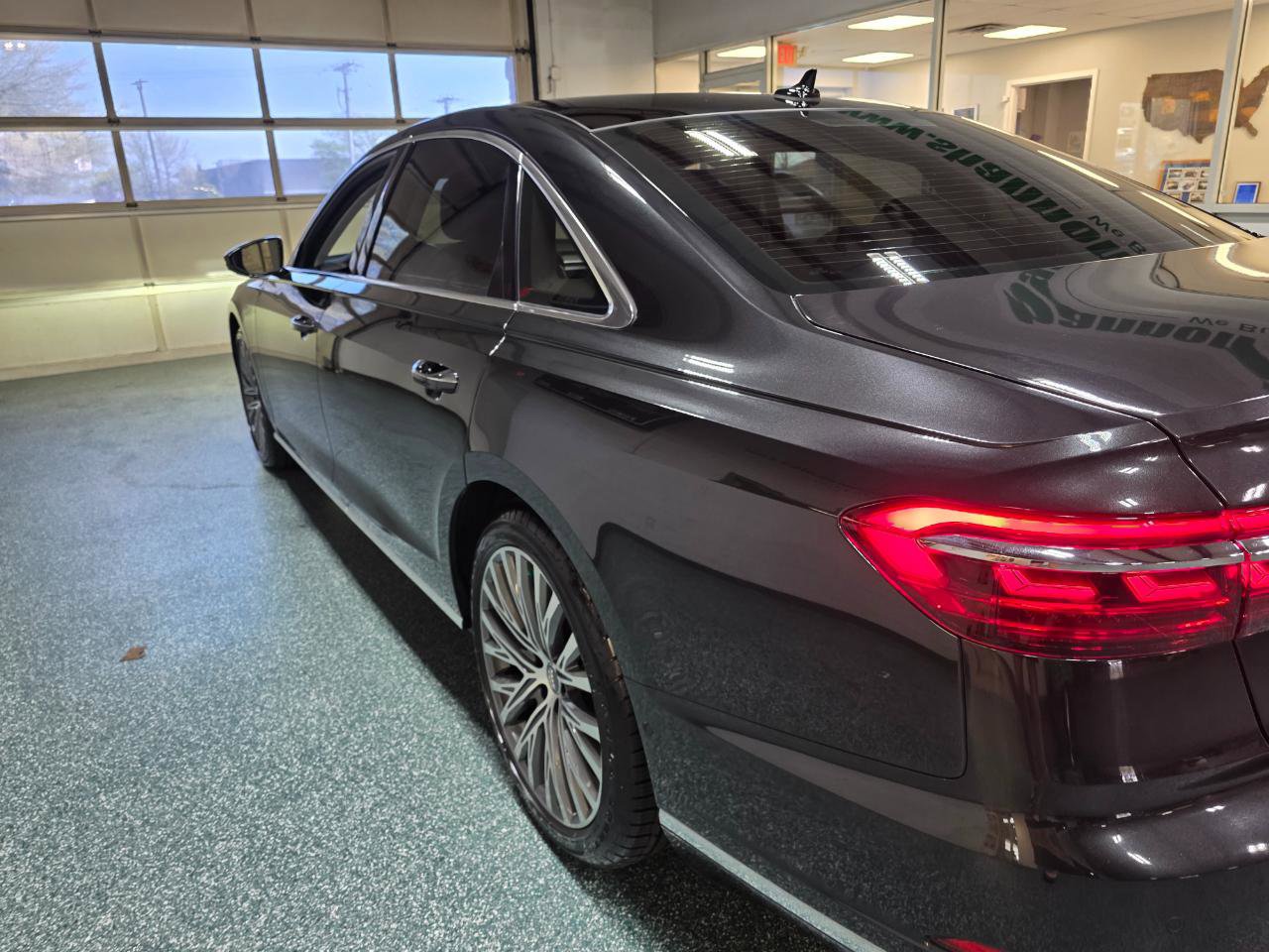 Used 2019 Audi A8 L 3.0T w/ Executive Package image 10