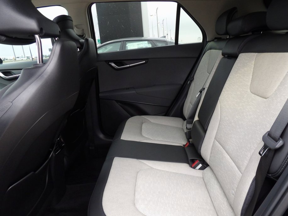 New 2025 Kia Niro SX image 13