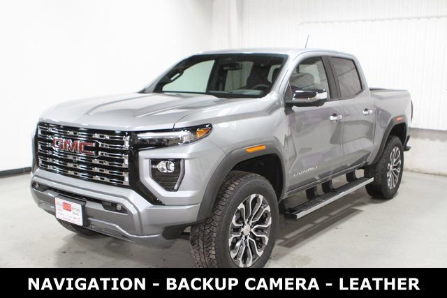 New 2026 GMC Canyon Denali image 2