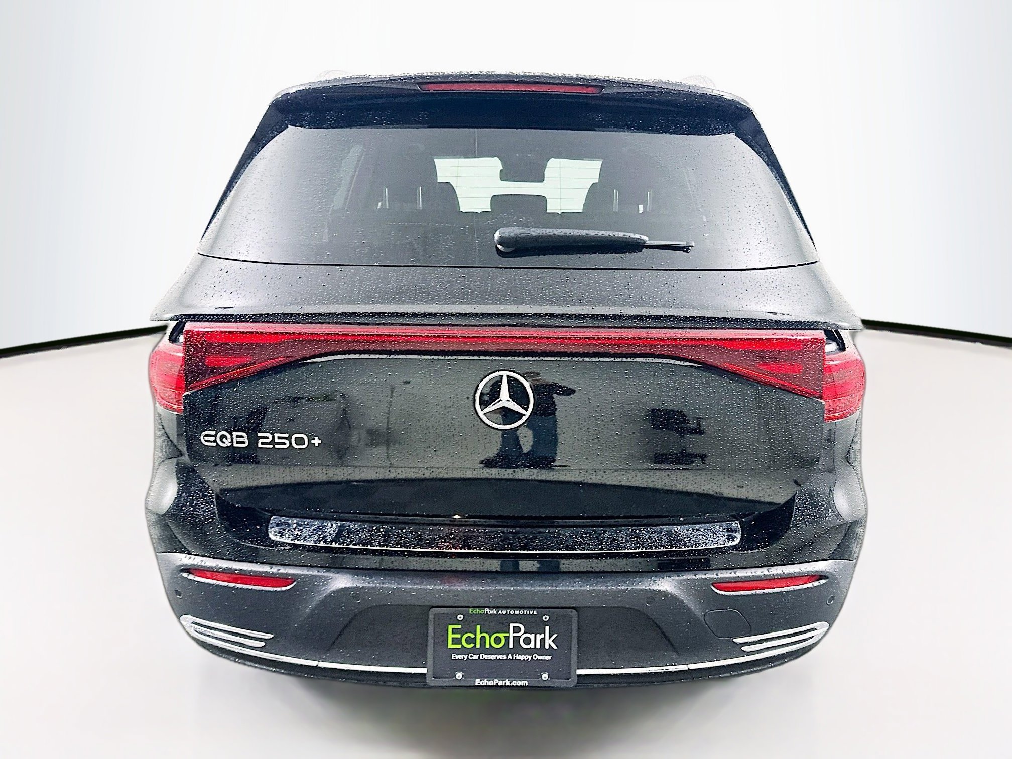 Used 2024 Mercedes-Benz EQB 250+ w/ Winter Package image 7