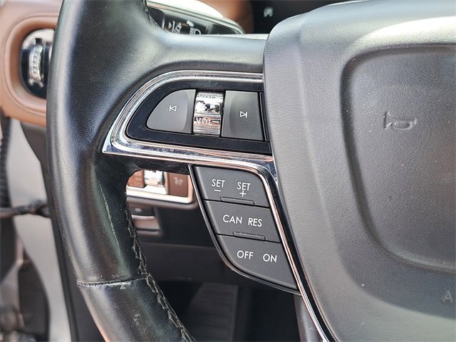 Used 2022 Lincoln Nautilus Reserve image 28