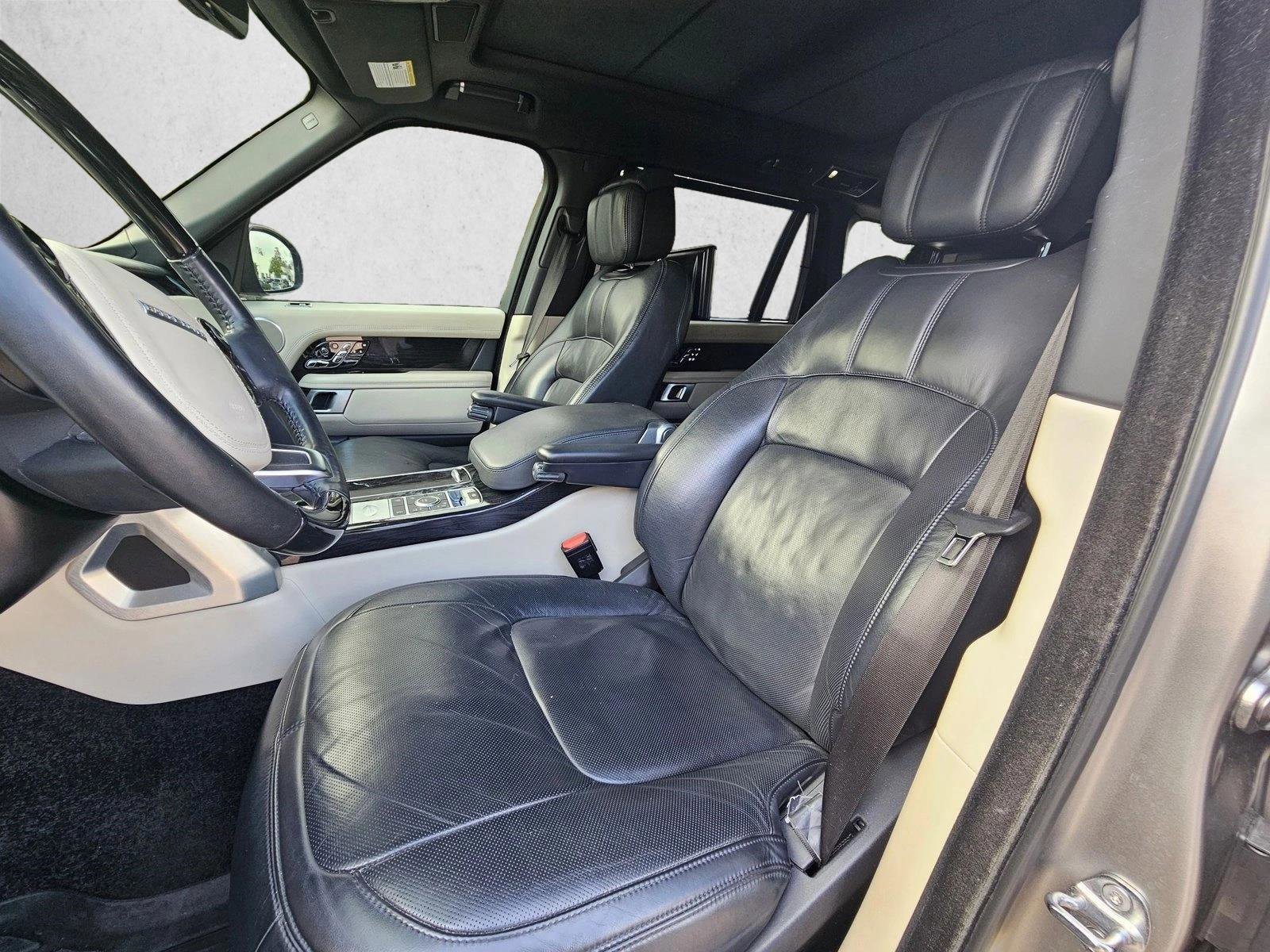 Used 2020 Land Rover Range Rover Long Wheelbase Autobiography AWD/4WD image 11
