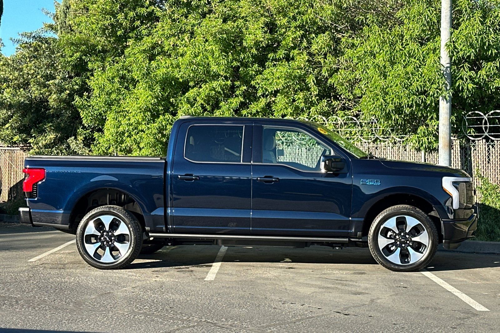 Used 2025 Ford F150 Lightning Platinum image 7