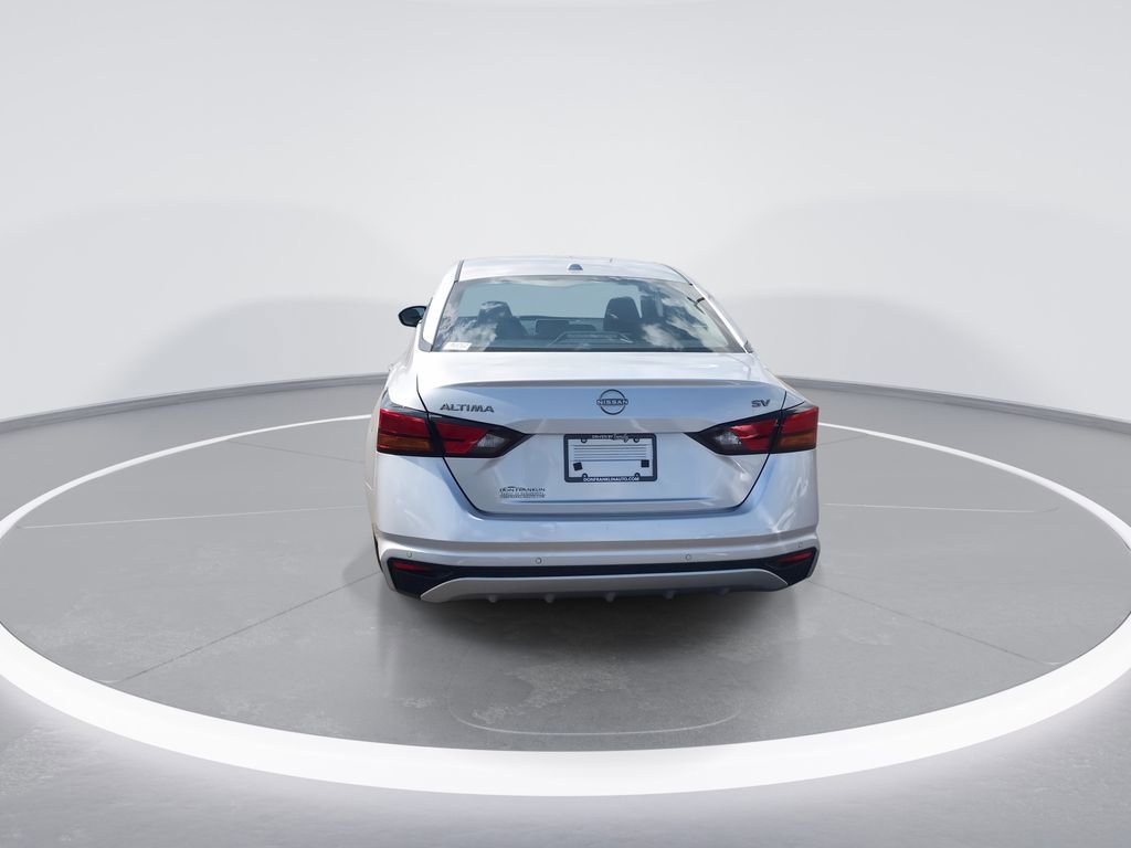 Used 2024 Nissan Altima 2.5 SV image 7