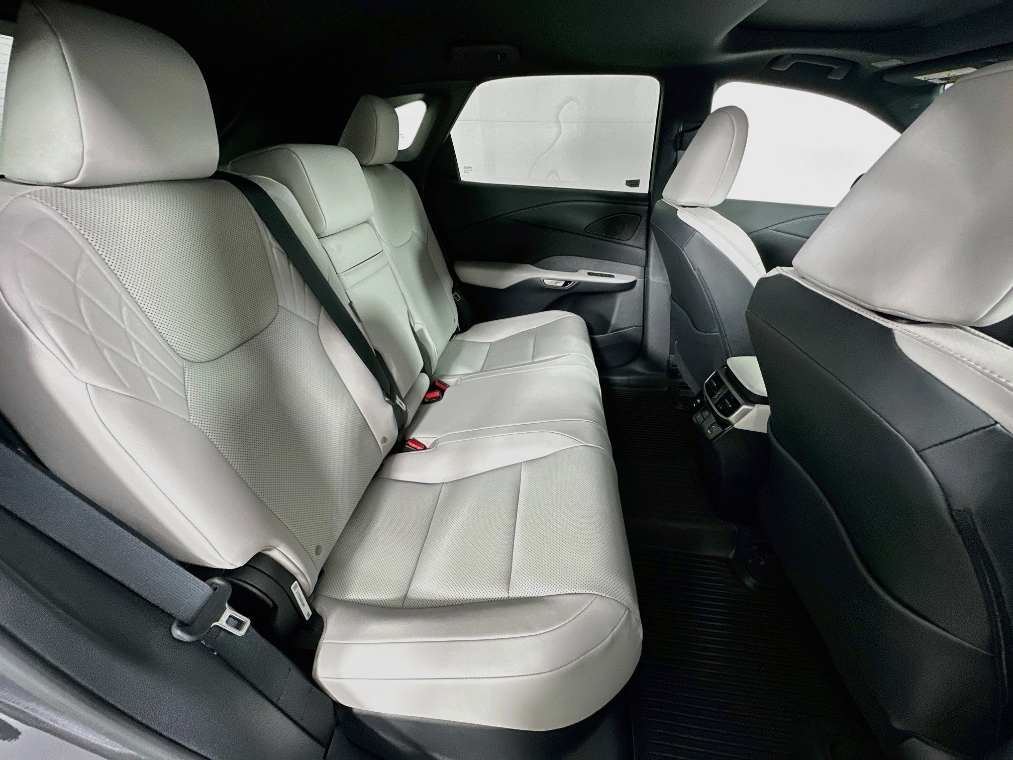Used 2026 Lexus RX 350 Premium w/ Convenience Package FWD image 27