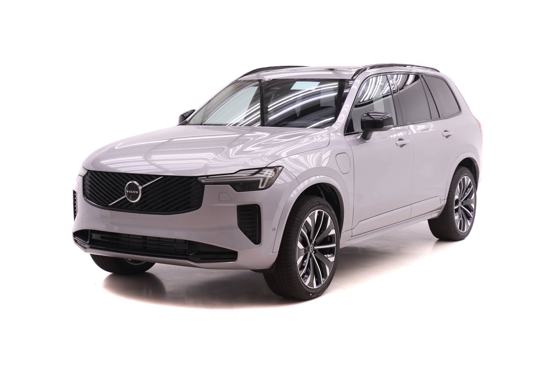 New 2026 Volvo XC90 T8 Ultra w/ Protection Package Premier AWD/4WD image 1