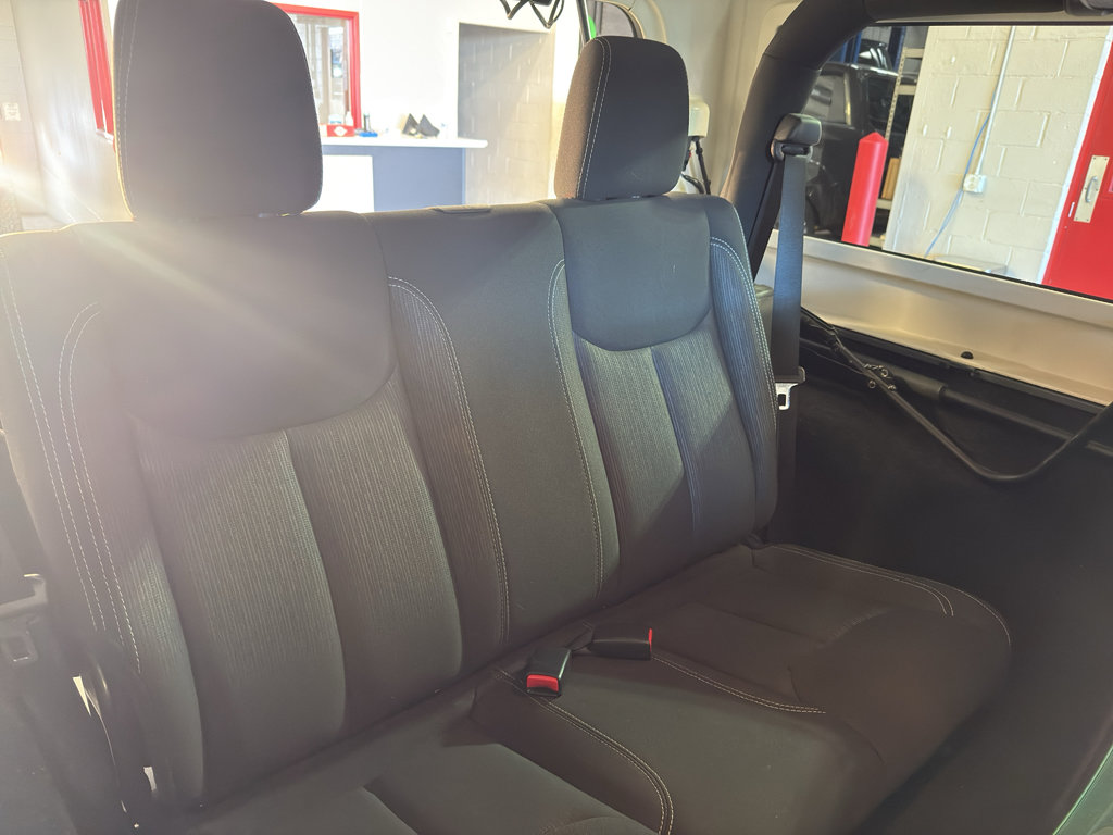 Used 2015 Jeep Wrangler Rubicon w/ Dual Top Group image 24