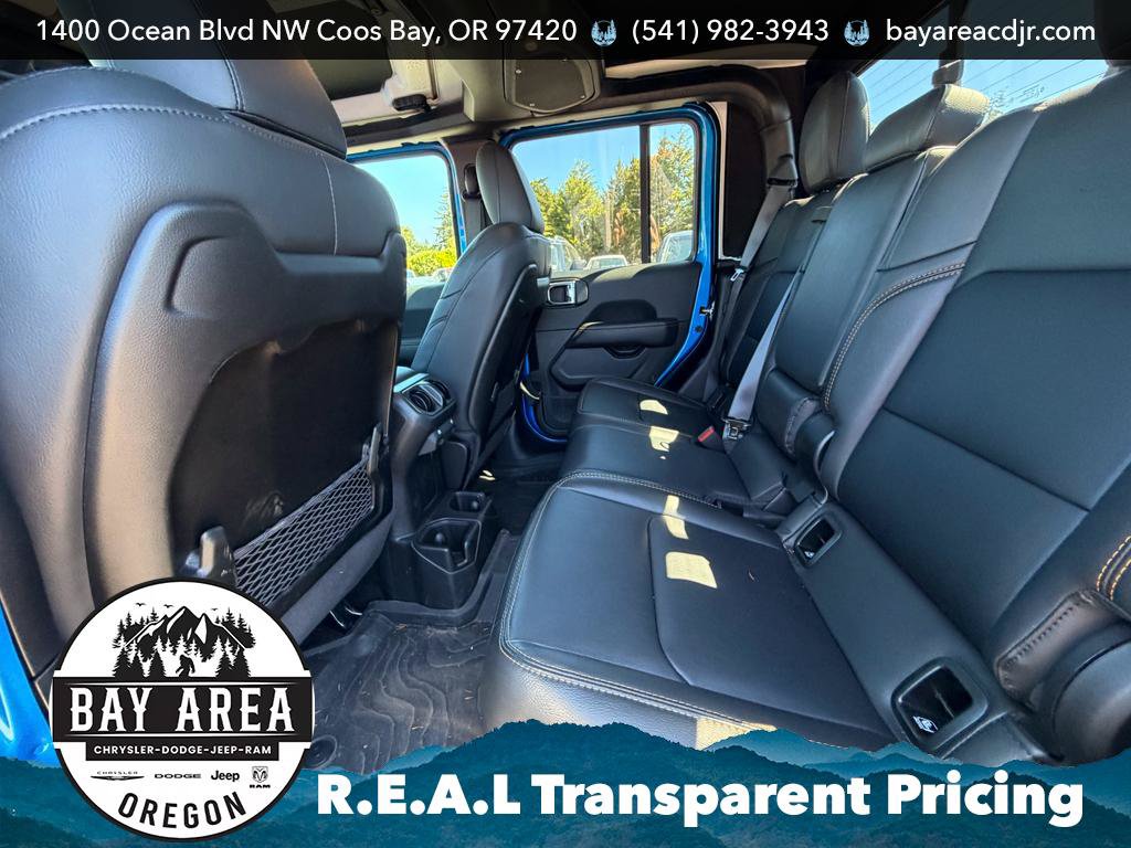 Used 2025 Jeep Gladiator Sport AWD/4WD image 16