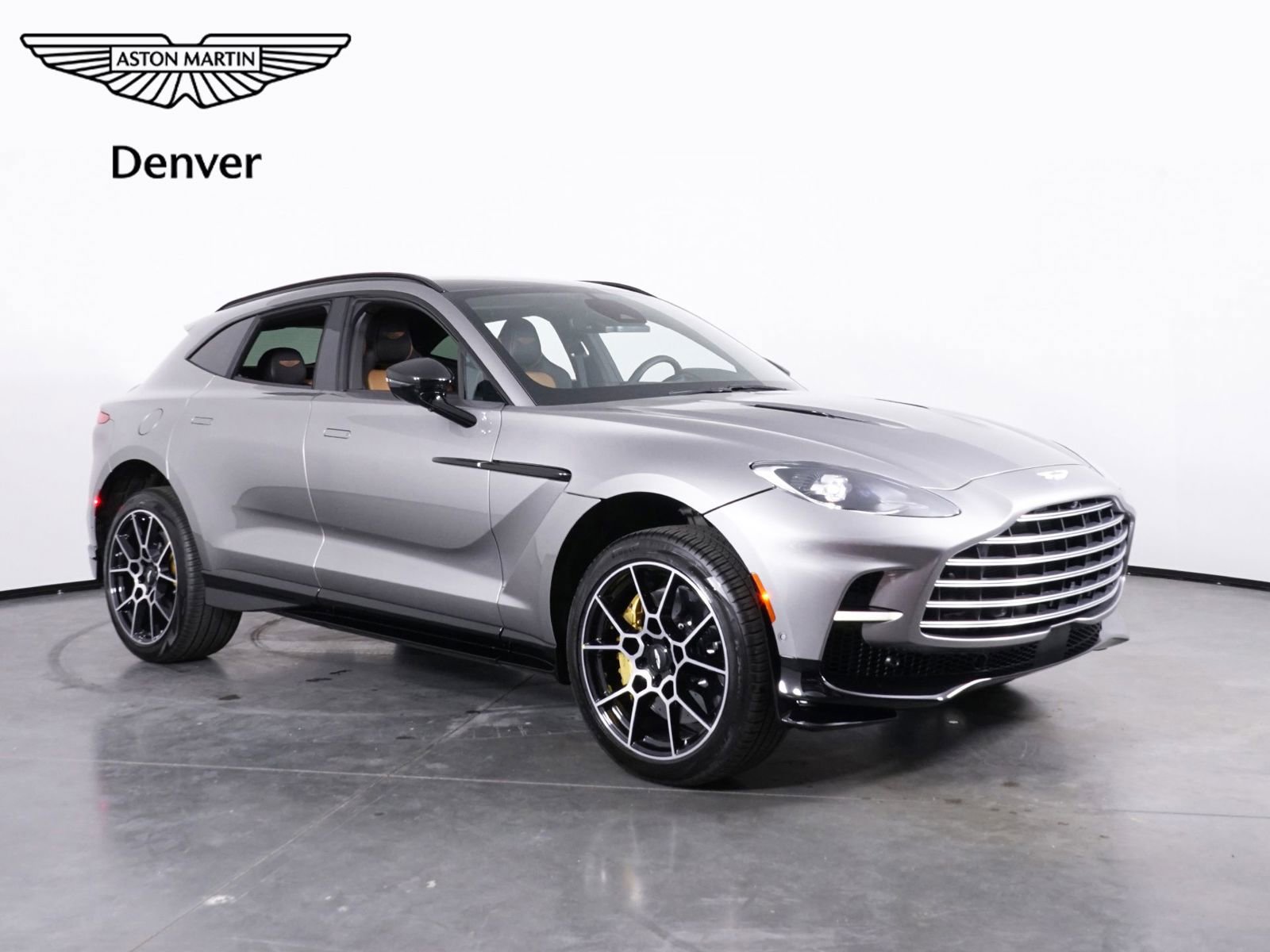 New 2026 Aston Martin DBX 707 image 7