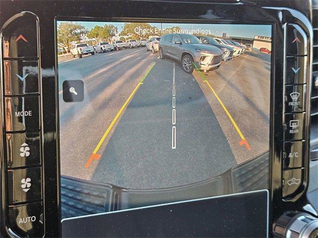 Used 2024 RAM 2500 Big Horn w/ Sport Appearance Package image 19