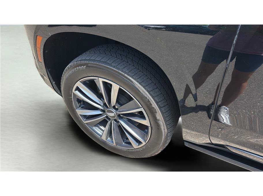 Used 2025 Cadillac Escalade ESV Sport w/ Touring Package AWD/4WD image 45
