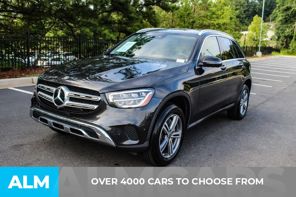 Used 2021 Mercedes-Benz GLC 300 4MATIC w/ Premium Package image 2