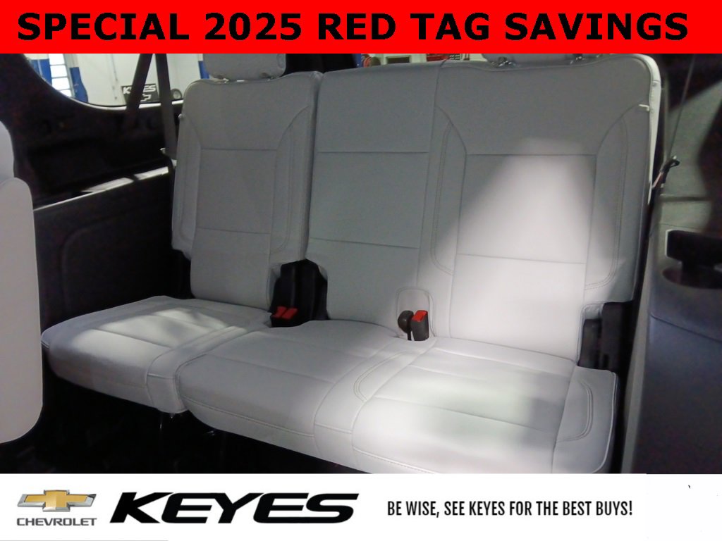New 2025 Chevrolet Suburban Premier image 19