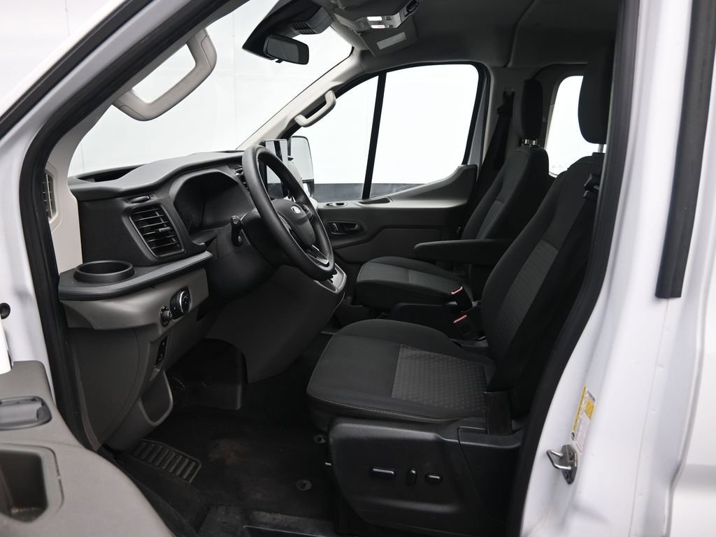 Used 2023 Ford Transit 350 XLT image 21
