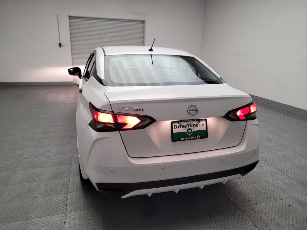 Used 2020 Nissan Versa S FWD image 6
