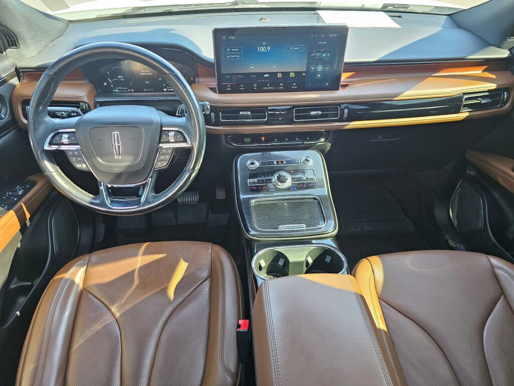 Used 2022 Lincoln Nautilus Reserve w/ Equipment Group 201A AWD/4WD image 23