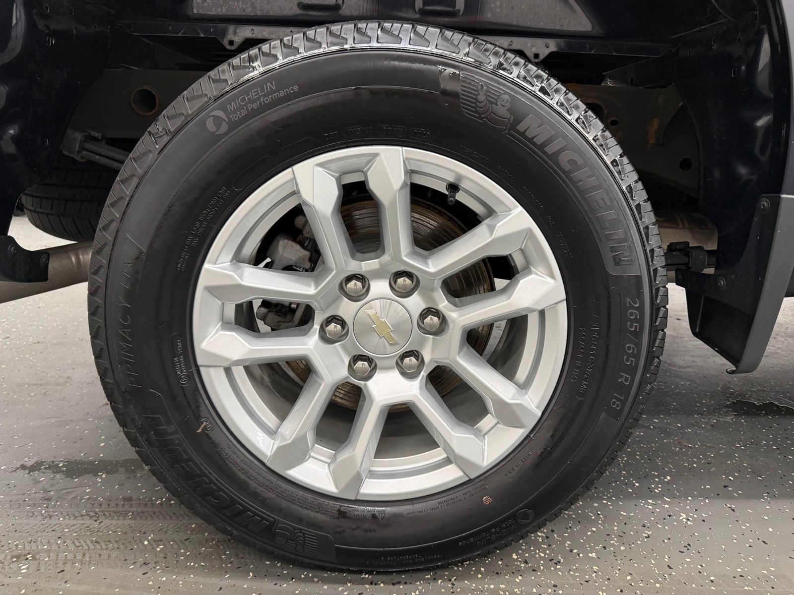 Used 2023 Chevrolet Silverado 1500 LT AWD/4WD image 20