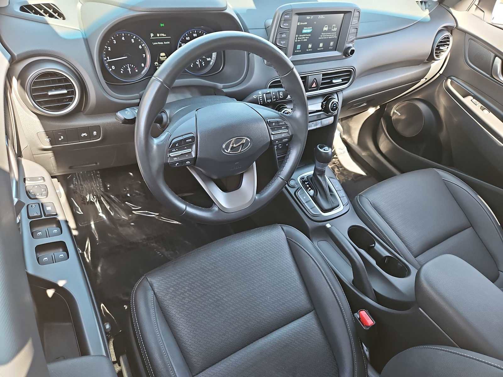 Certified 2021 Hyundai Kona Limited w/ Cargo Package FWD image 10