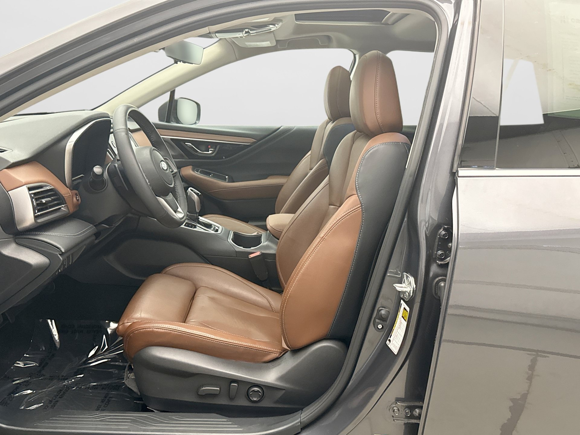 Used 2023 Subaru Outback Touring XT AWD/4WD image 11