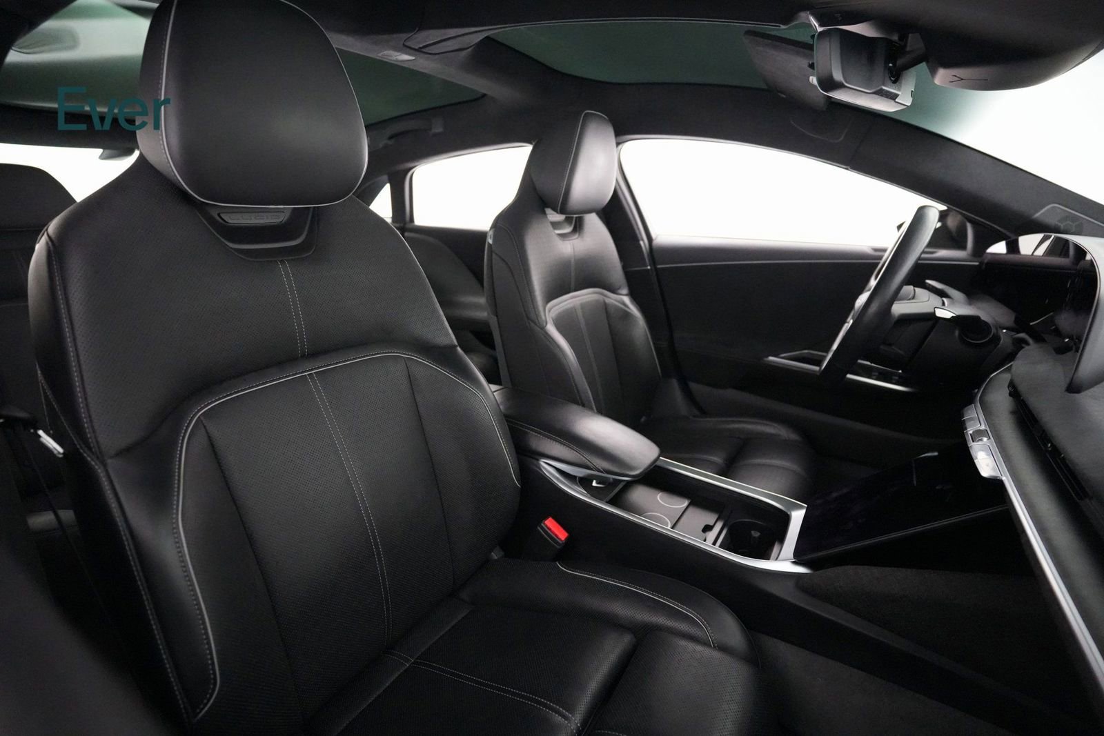 Used 2022 Lucid Air Grand Touring image 8