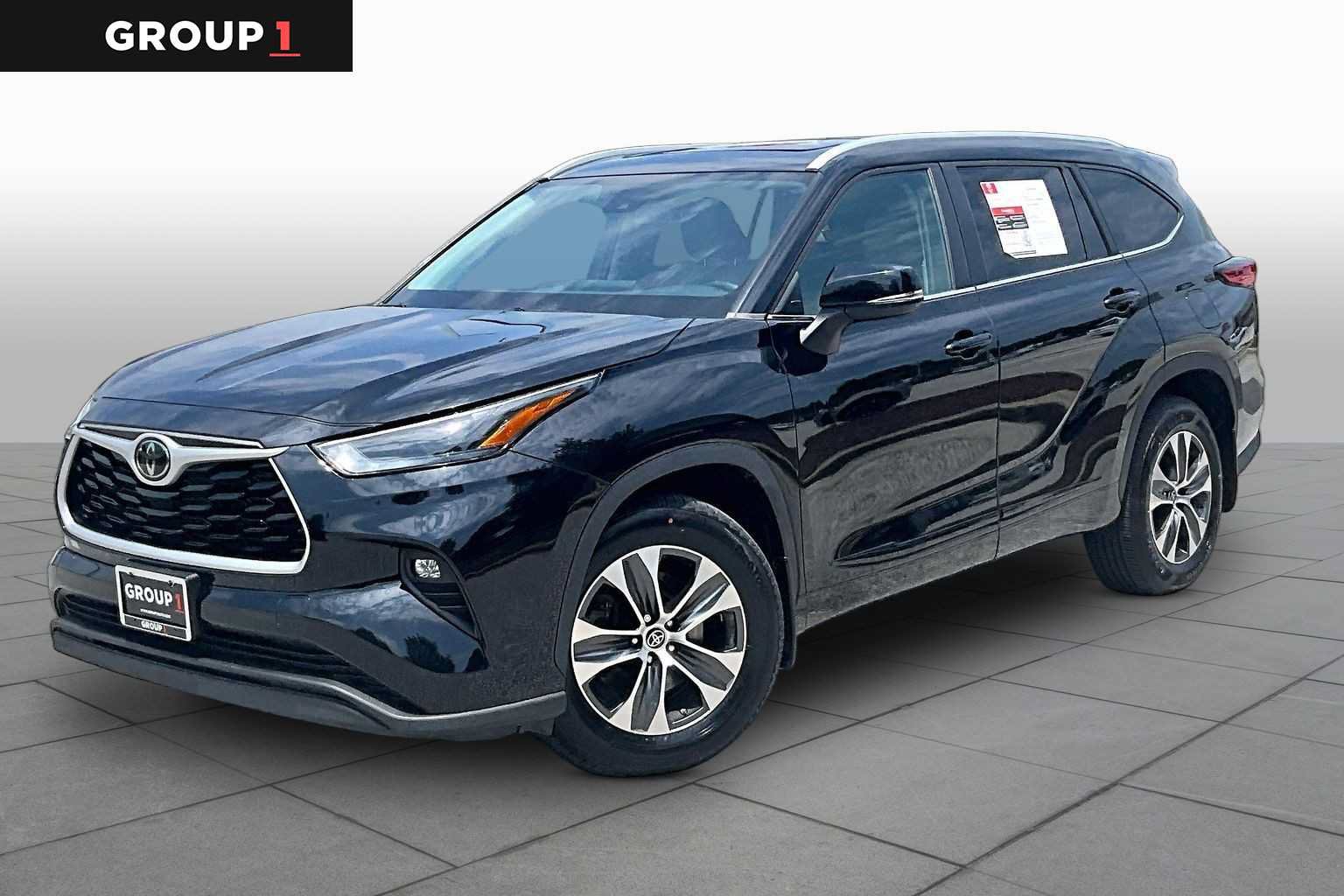 Used 2023 Toyota Highlander XLE