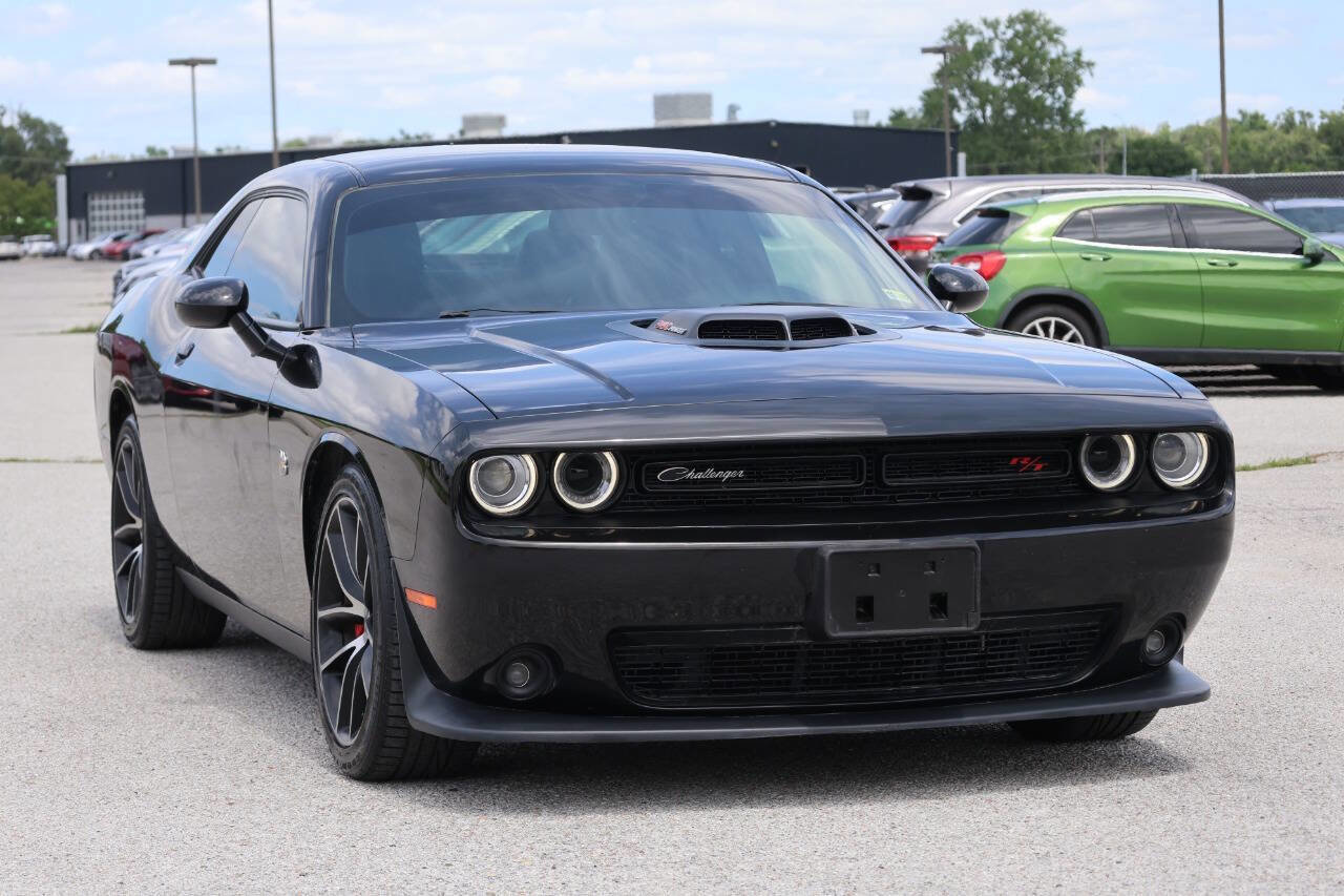 Used 2018 Dodge Challenger R/T Scat Pack image 4