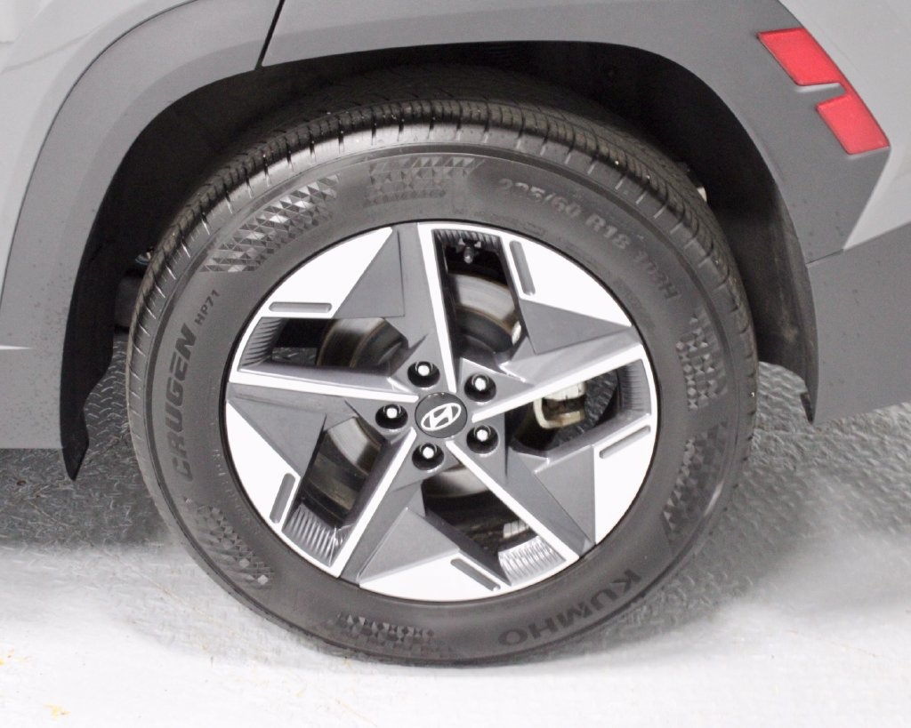 Used 2025 Hyundai Tucson SEL AWD/4WD image 19