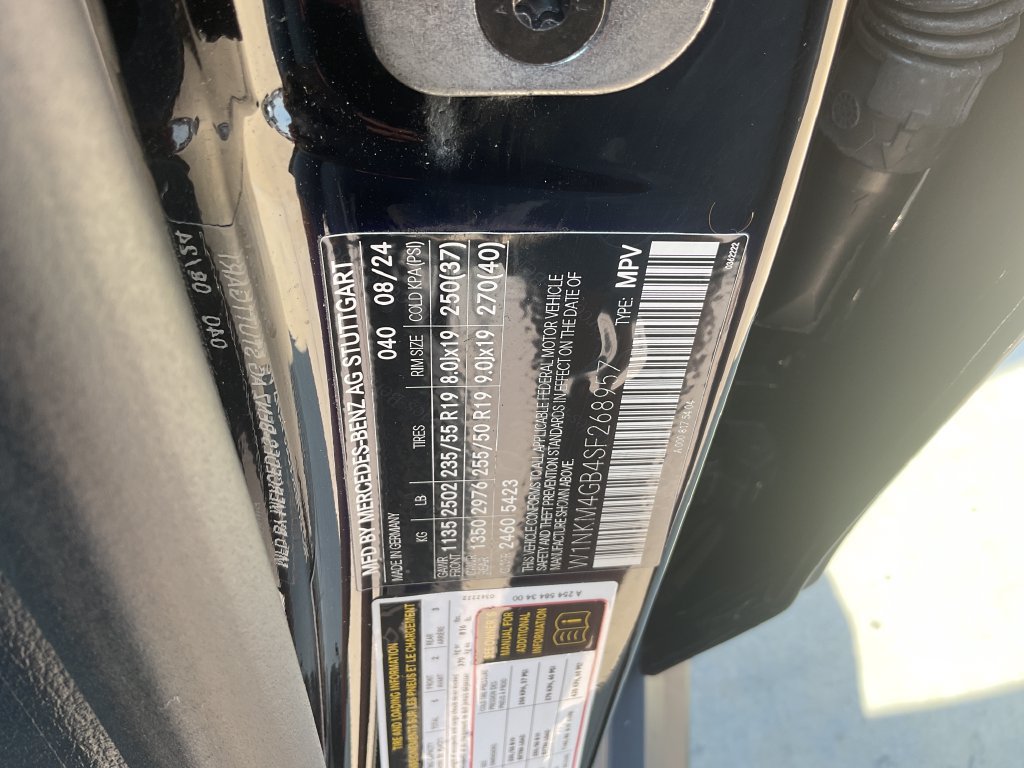 Used 2025 Mercedes-Benz GLC 300 image 33