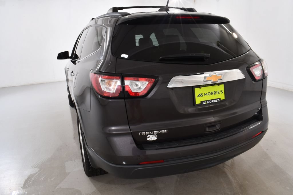 Used 2017 Chevrolet Traverse LT w/ Style and Technology Package FWD image 14
