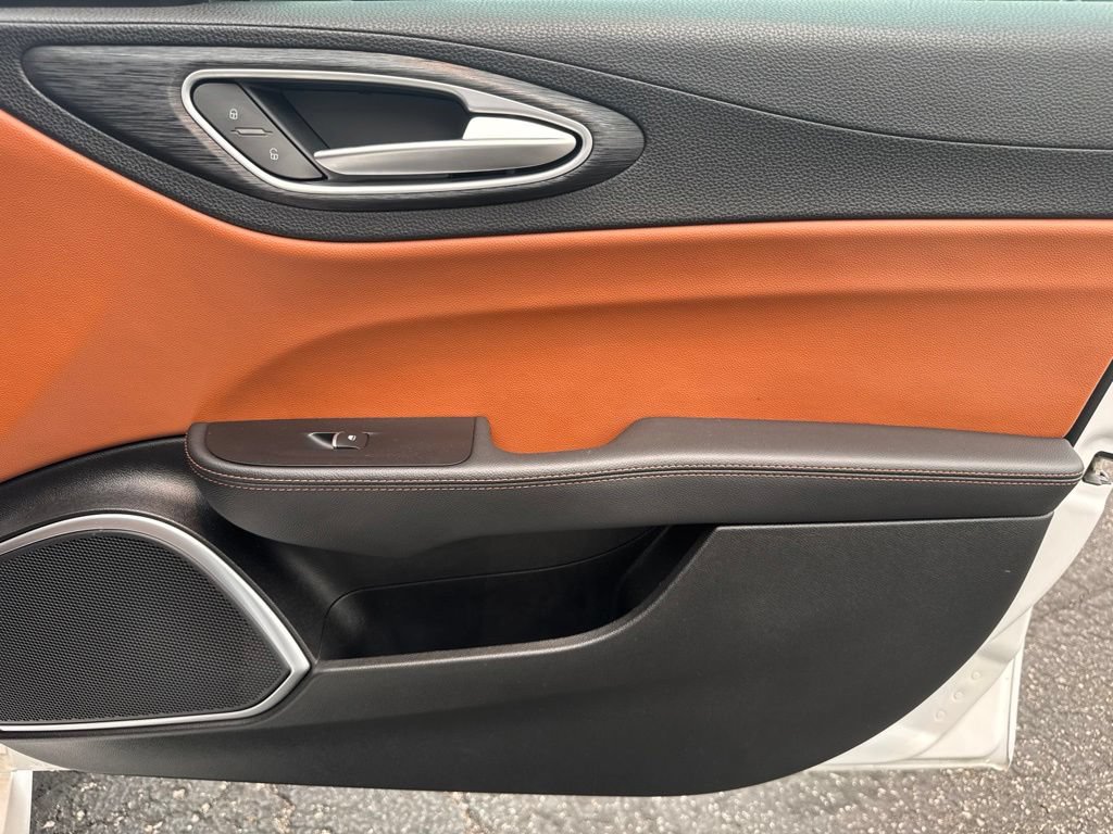 Used 2019 Alfa Romeo Giulia AWD image 67