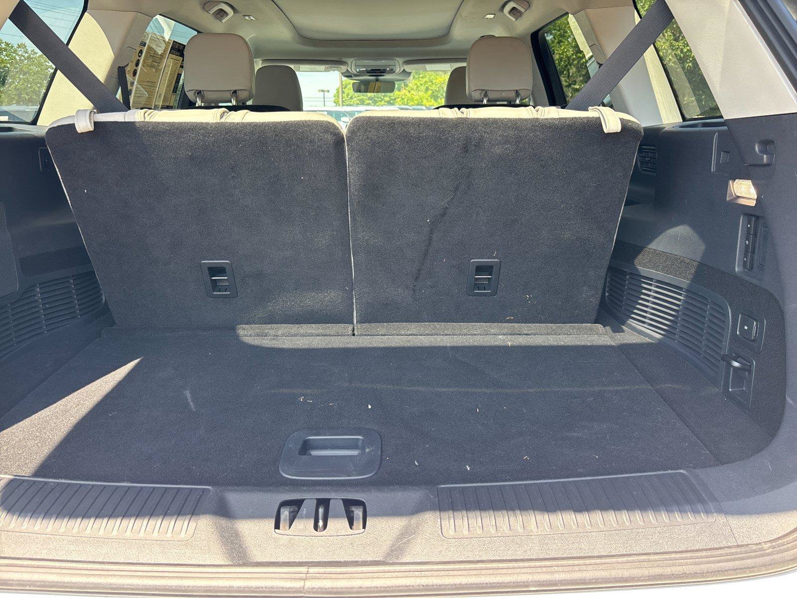 Used 2025 Lincoln Aviator 2WD image 36