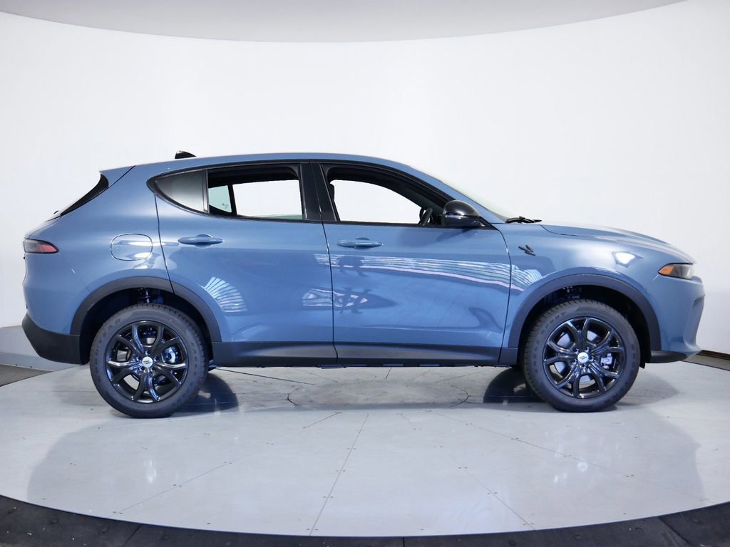 Used 2024 Dodge Hornet GT w/ GT Blacktop Package image 9