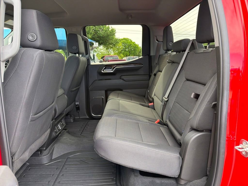 Used 2025 GMC Sierra 1500 Elevation image 12