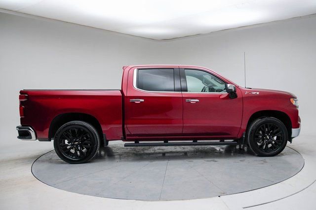 Used 2024 Chevrolet Silverado 1500 LTZ image 8