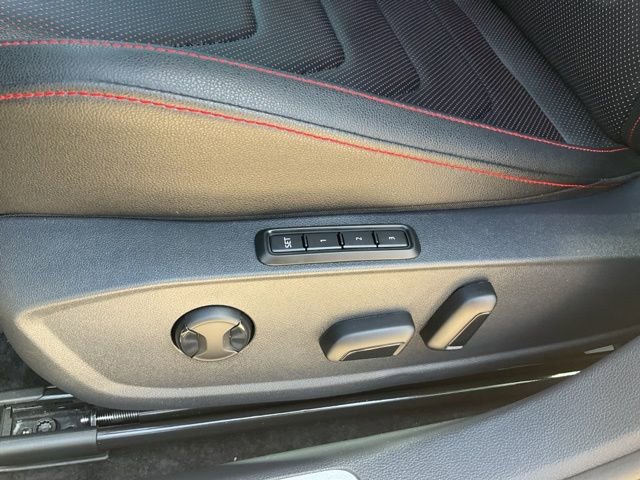 Used 2024 Volkswagen Jetta GLI Autobahn FWD image 8