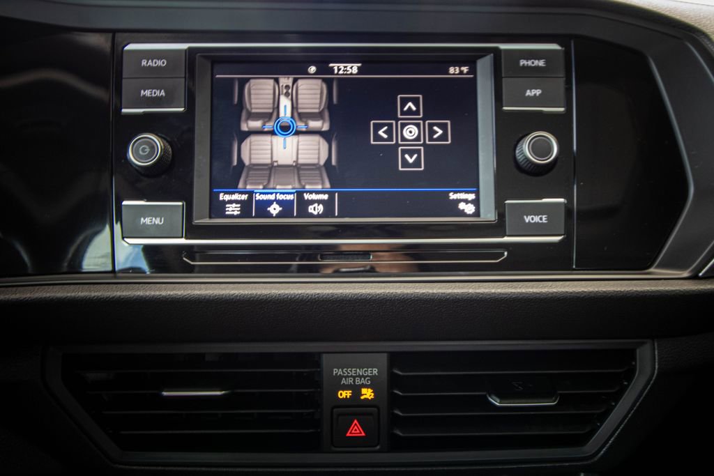 Certified 2022 Volkswagen Jetta SE image 41