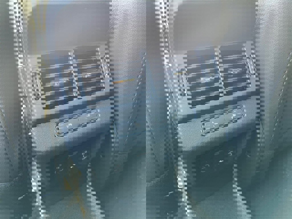 New 2026 Land Rover Range Rover Evoque Dynamic SE image 24