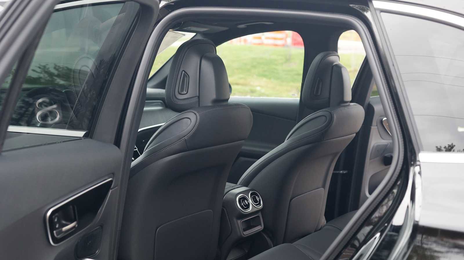 New 2026 Mercedes-Benz GLC 300 4MATIC image 20