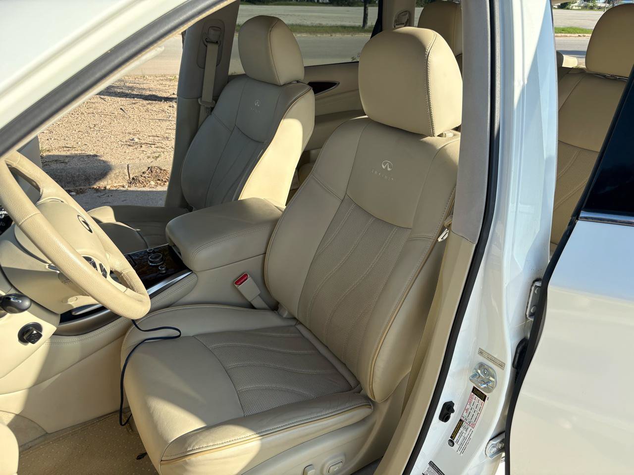 Used 2013 INFINITI JX35 AWD w/ Premium Pkg image 31