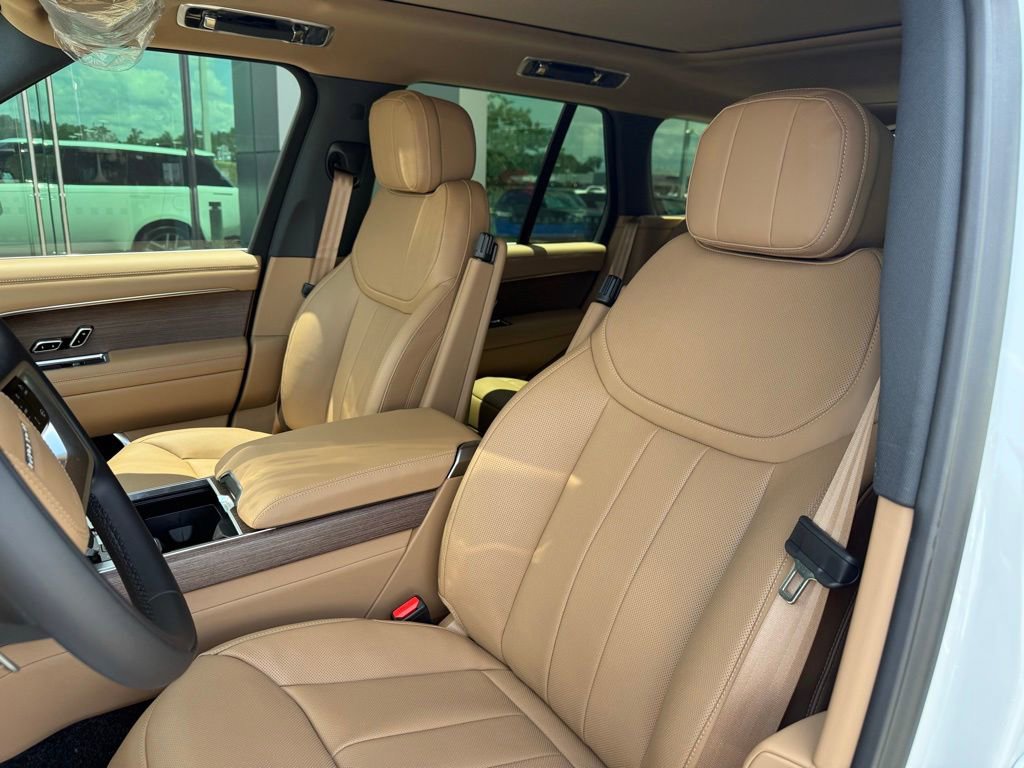 New 2026 Land Rover Range Rover SE AWD/4WD image 5