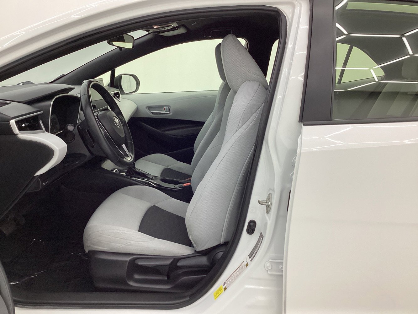 Used 2023 Toyota Corolla SE FWD image 14