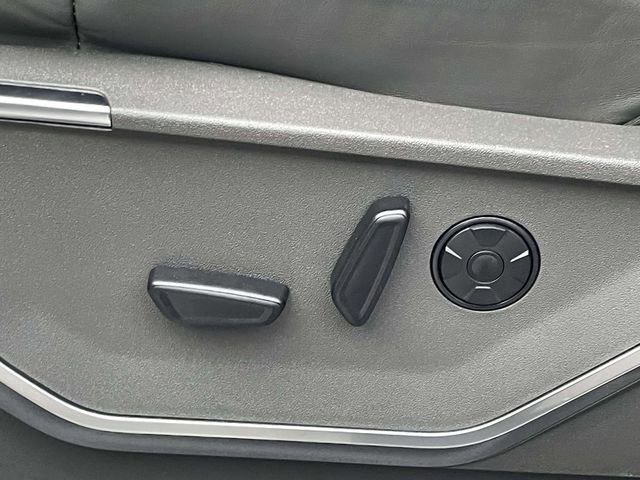 Certified 2025 Ford F350 Platinum w/ Platinum Plus Package image 17