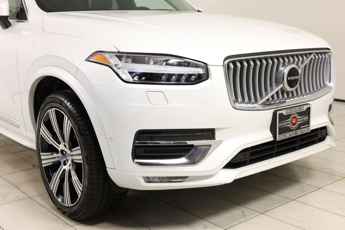Used 2023 Volvo XC90 B6 Ultimate w/ Protection Package Premier AWD/4WD image 37