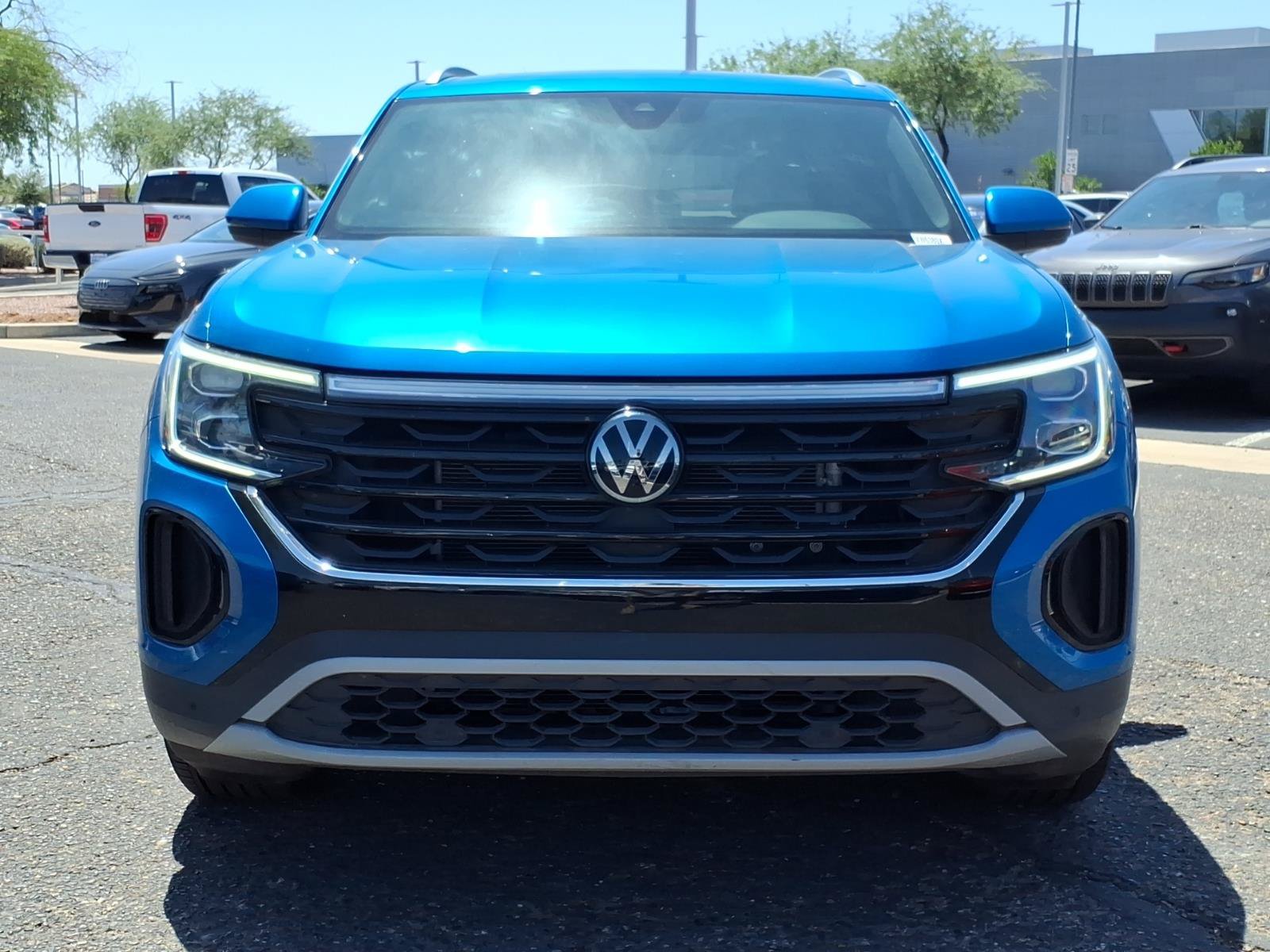 Certified 2024 Volkswagen Atlas Cross Sport SE w/ Panoramic Sunroof Package AWD/4WD image 2