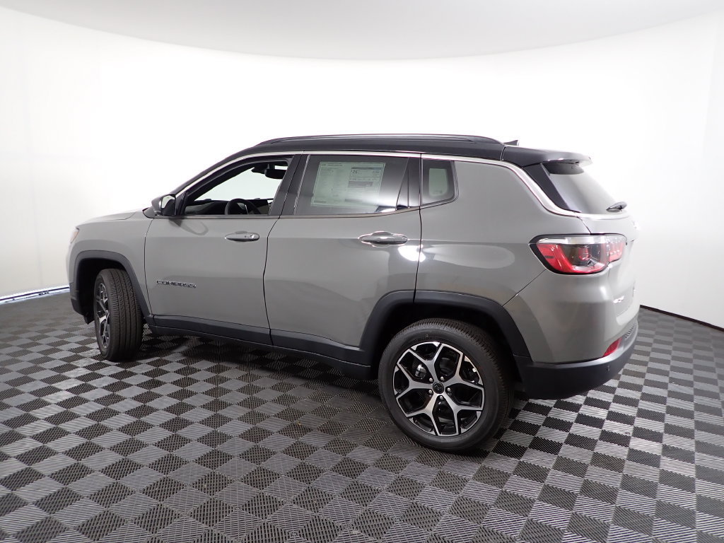 New 2026 Jeep Compass Limited AWD/4WD image 11