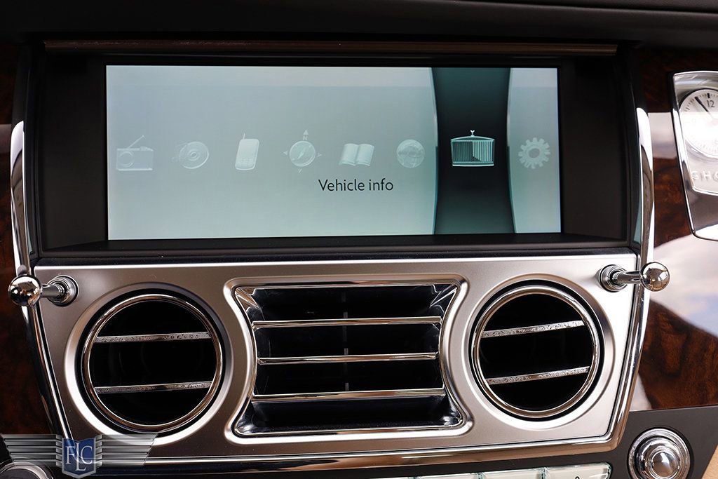 Used 2014 Rolls-Royce Ghost image 27
