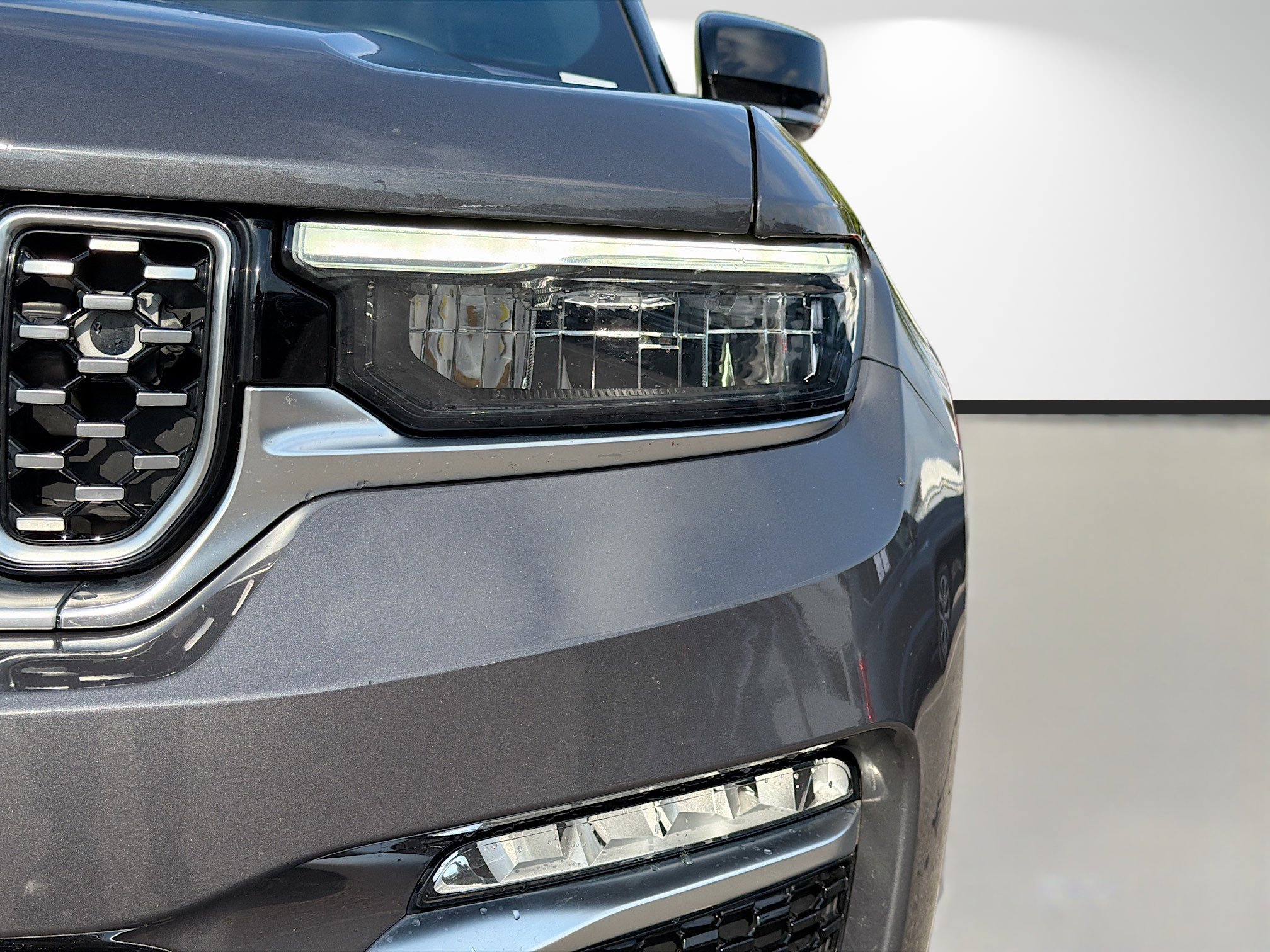 Used 2024 Jeep Grand Cherokee Summit w/ Advanced Protech Group IV image 9