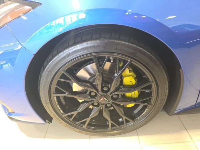 Used 2023 Chevrolet Corvette Stingray Convertible w/ Z51 Performance Package image 8