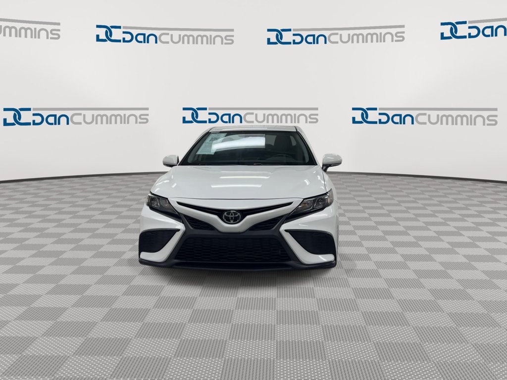 Used 2024 Toyota Camry SE w/ Cold Weather Package AWD/4WD image 3